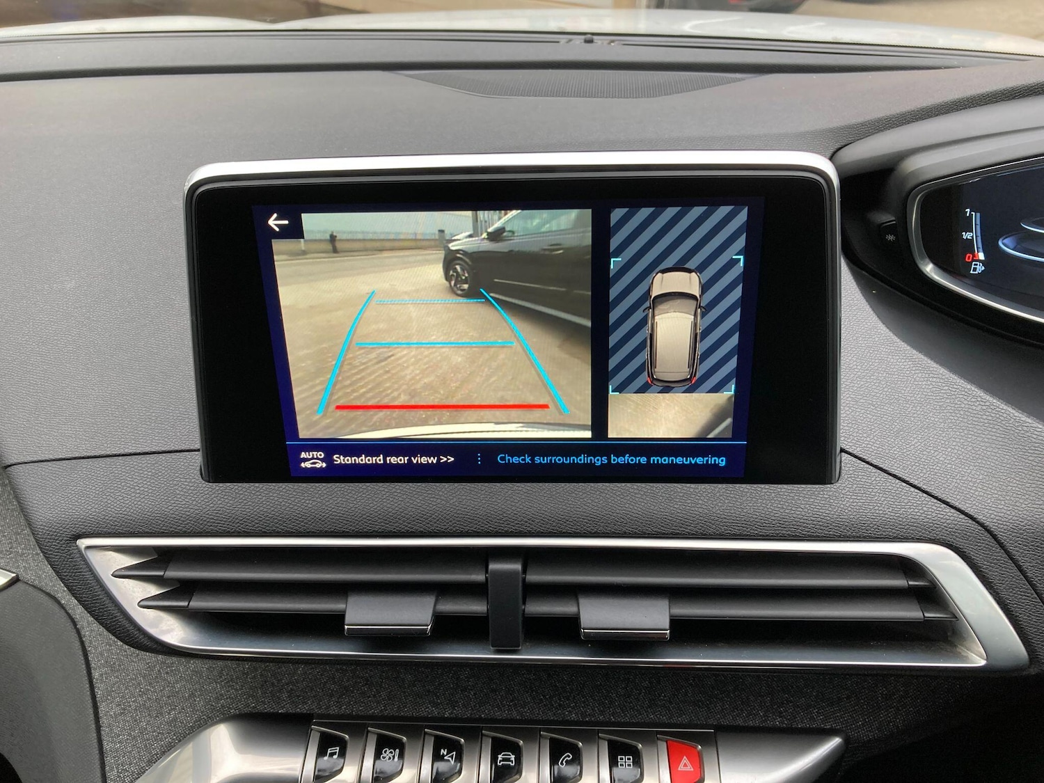 Used Peugeot 3008 2017 for sale - 77683435: Photo 62