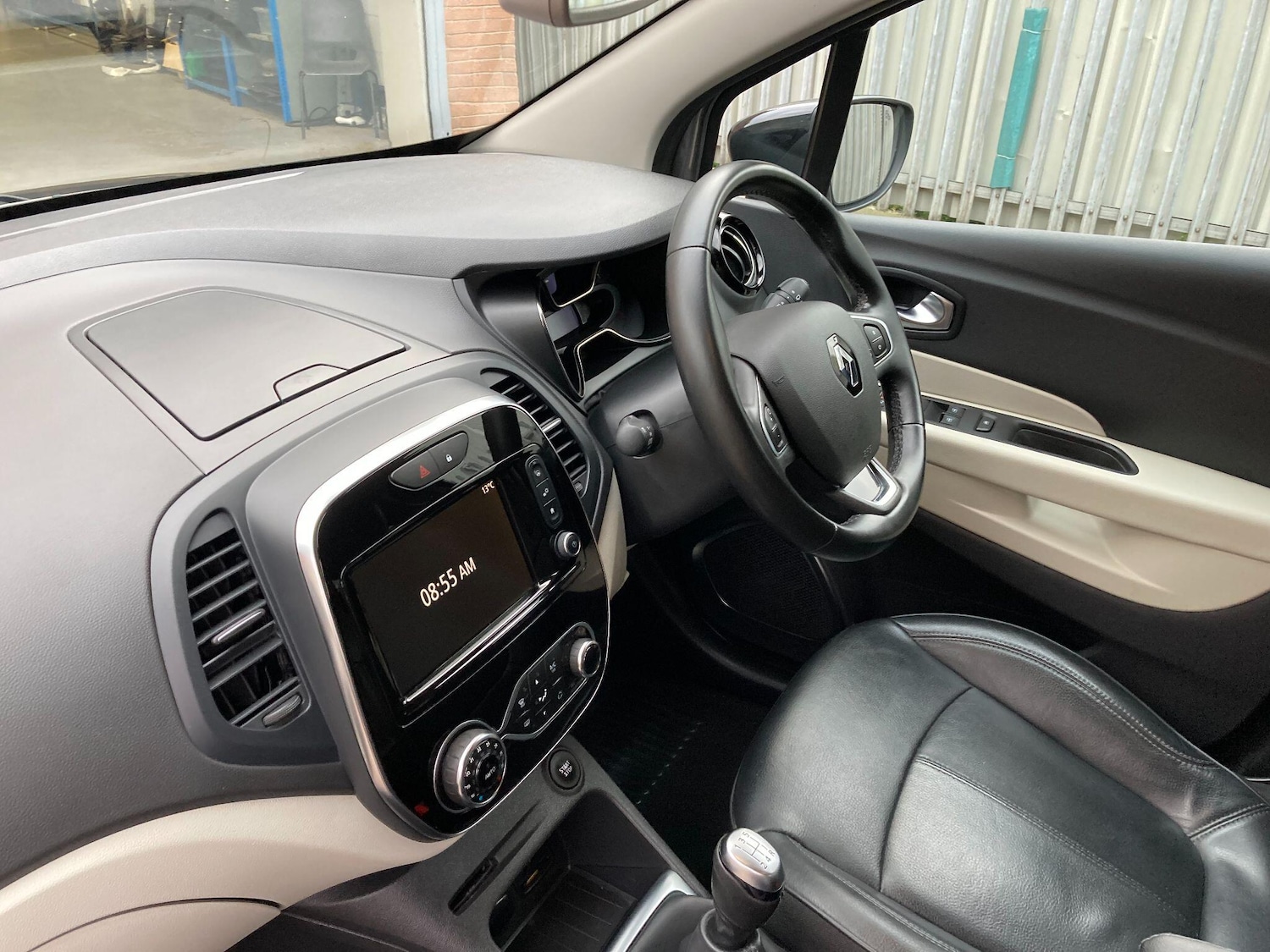 Used Renault Captur 2019 for sale - 76380617: Photo 34