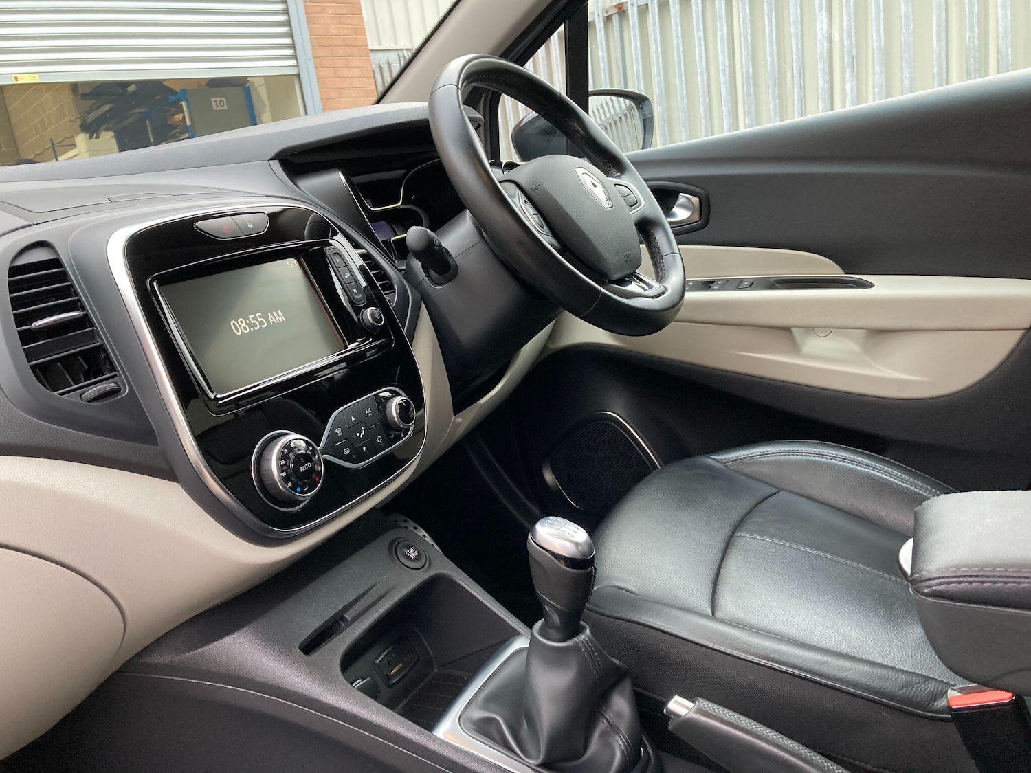 Used Renault Captur 2019 for sale - 76380617: Photo 35