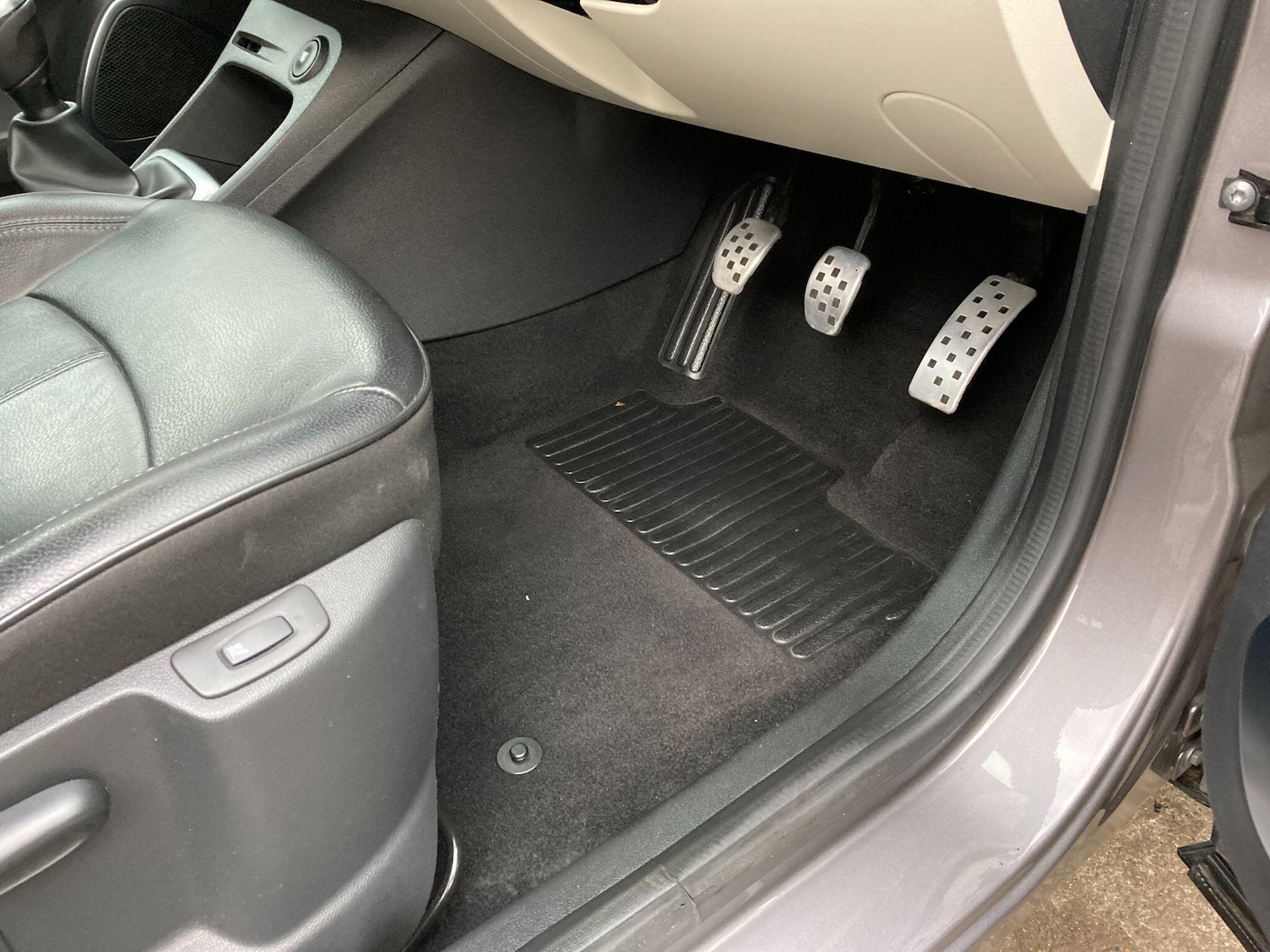 Used Renault Captur 2019 for sale - 76380617: Photo 52