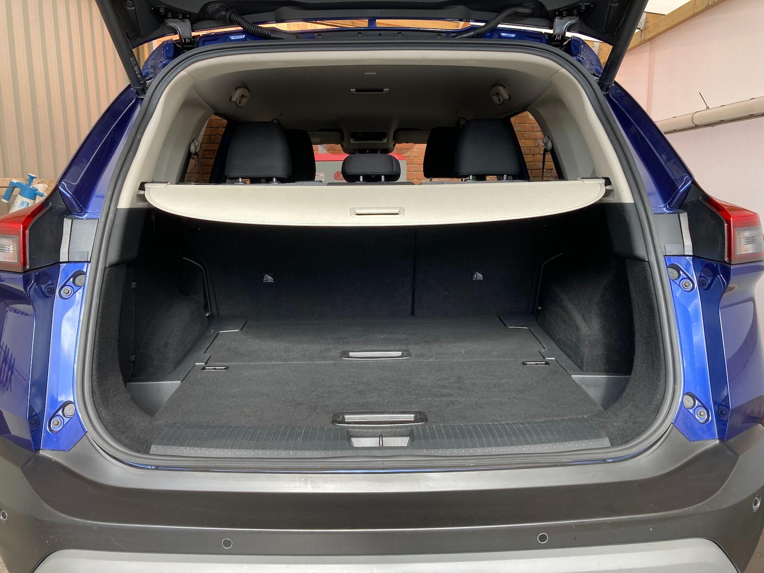 Used Nissan X-Trail 2024 for sale - 76137876: Photo 33