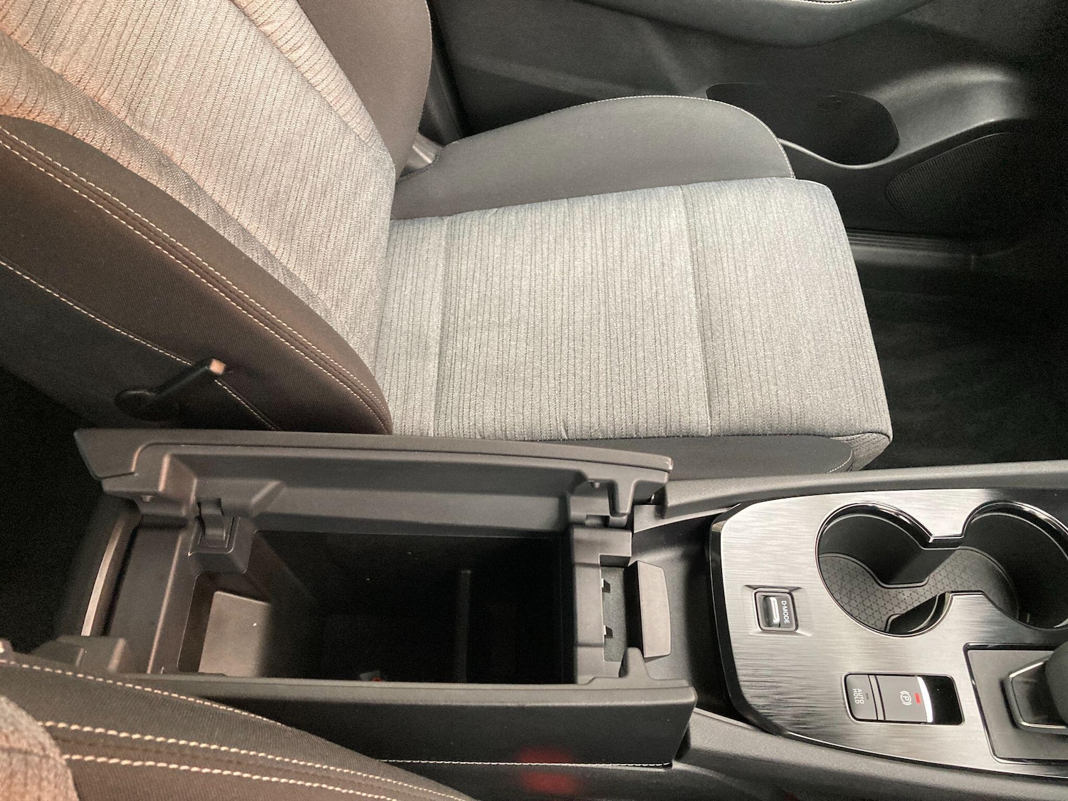 Used Nissan X-Trail 2024 for sale - 76137876: Photo 62