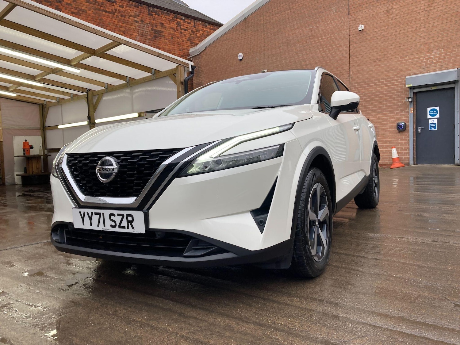 Used Nissan Qashqai for sale - 77306204: Photo 13