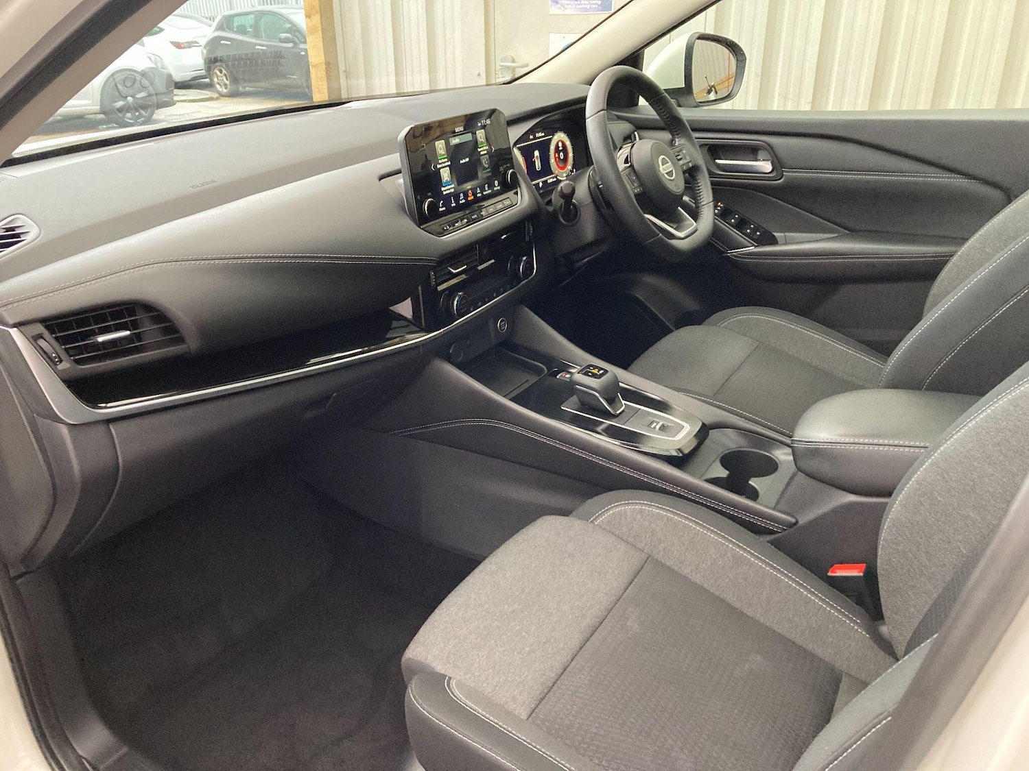 Used Nissan Qashqai for sale - 77306204: Photo 28
