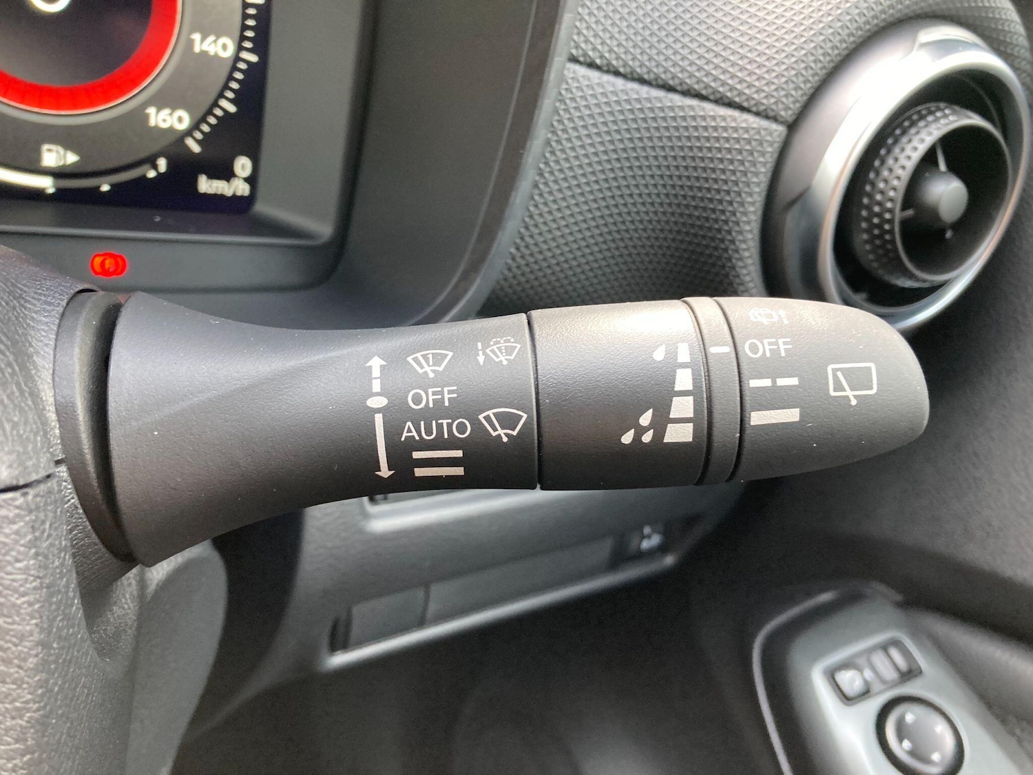 Used Nissan Juke for sale - 77166768: Photo 53