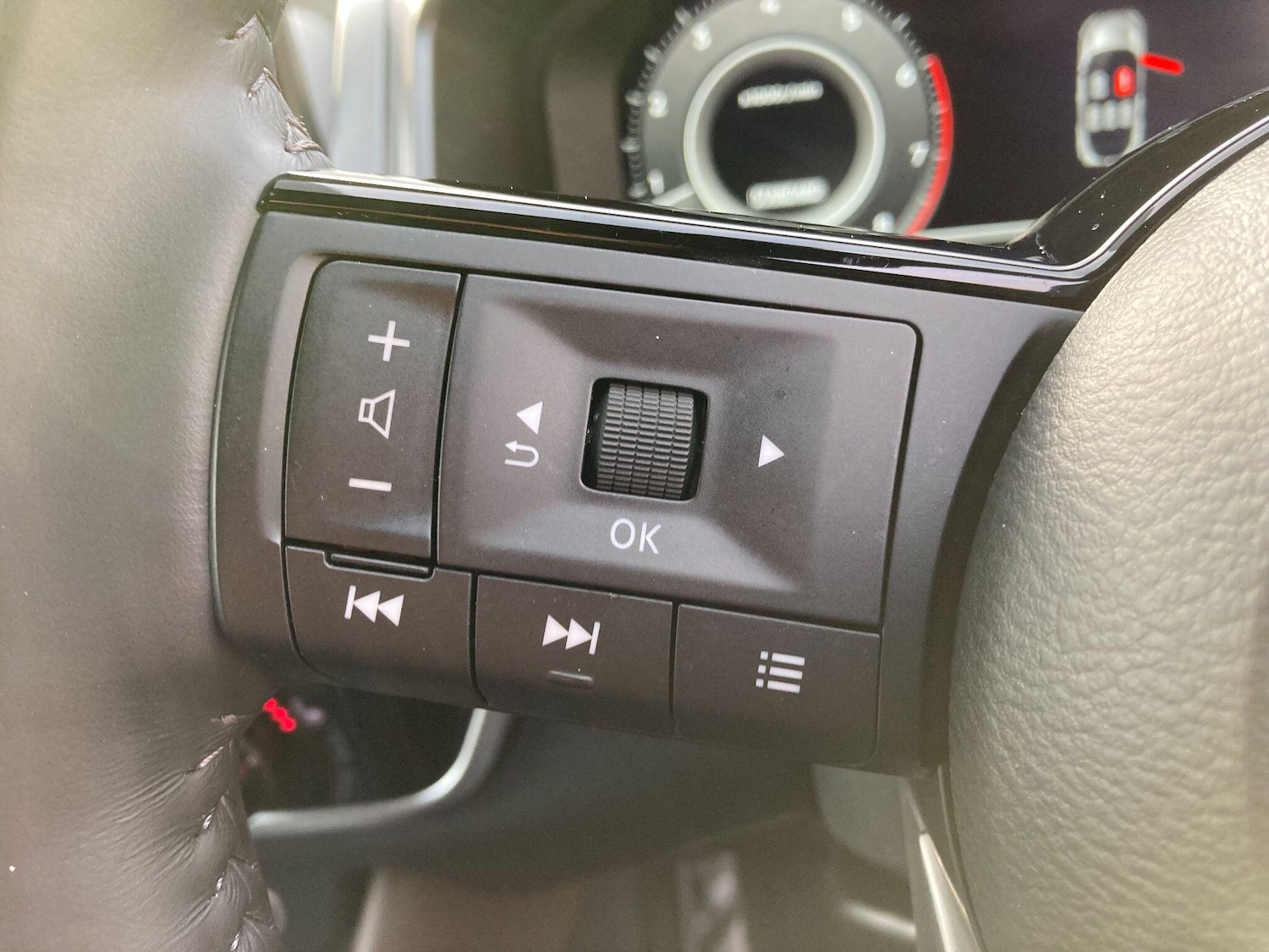 Used Nissan Qashqai 2024 for sale - 77074614: Photo 59