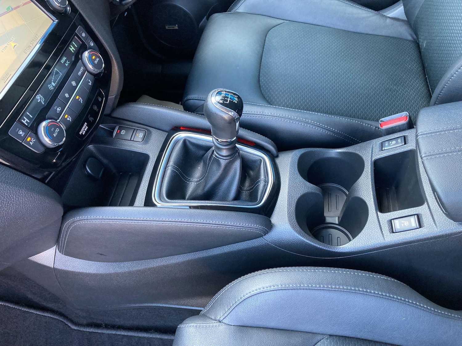 Used Nissan Qashqai 2018 for sale - 76179880: Photo 30