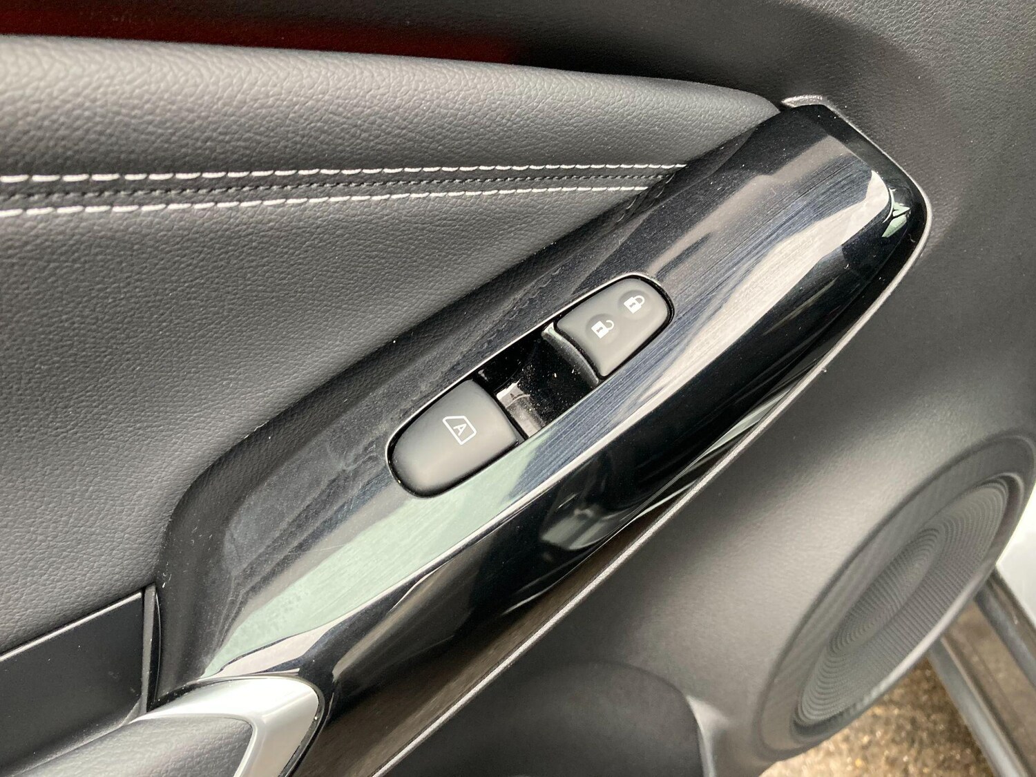 Used Nissan Juke 2024 for sale - 76306901: Photo 32