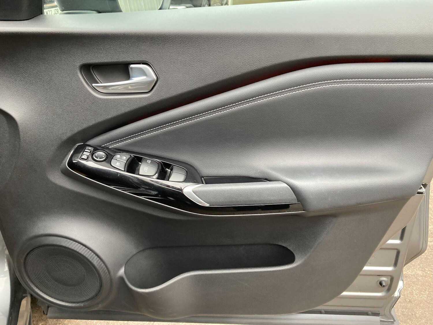 Used Nissan Juke 2024 for sale - 76306901: Photo 44