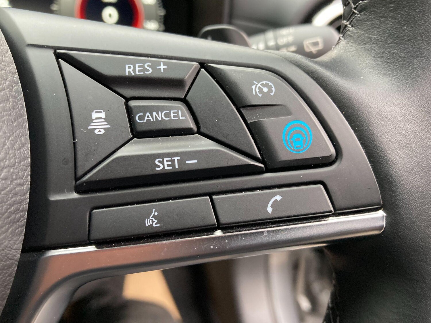 Used Nissan Juke 2024 for sale - 76306901: Photo 52