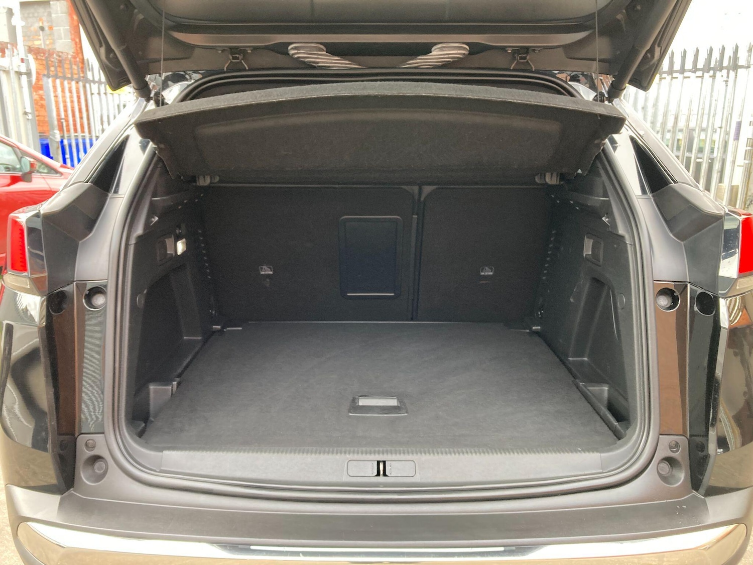 Used Peugeot 3008 2018 for sale - 76380754: Photo 28