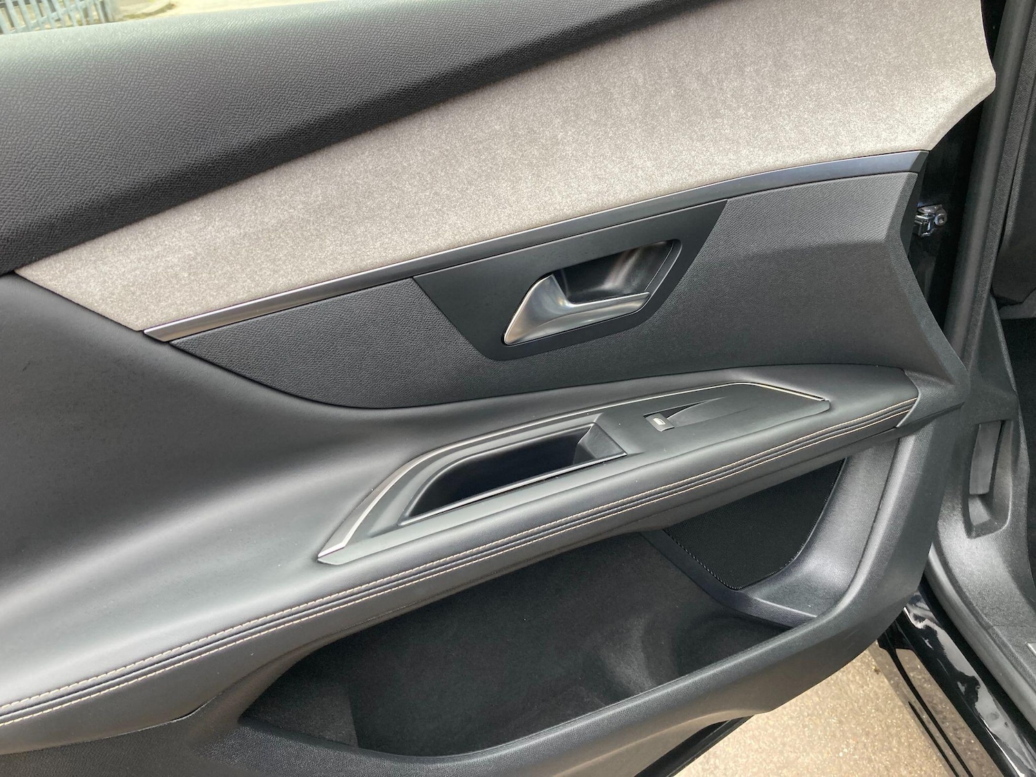 Used Peugeot 3008 2018 for sale - 76380754: Photo 38