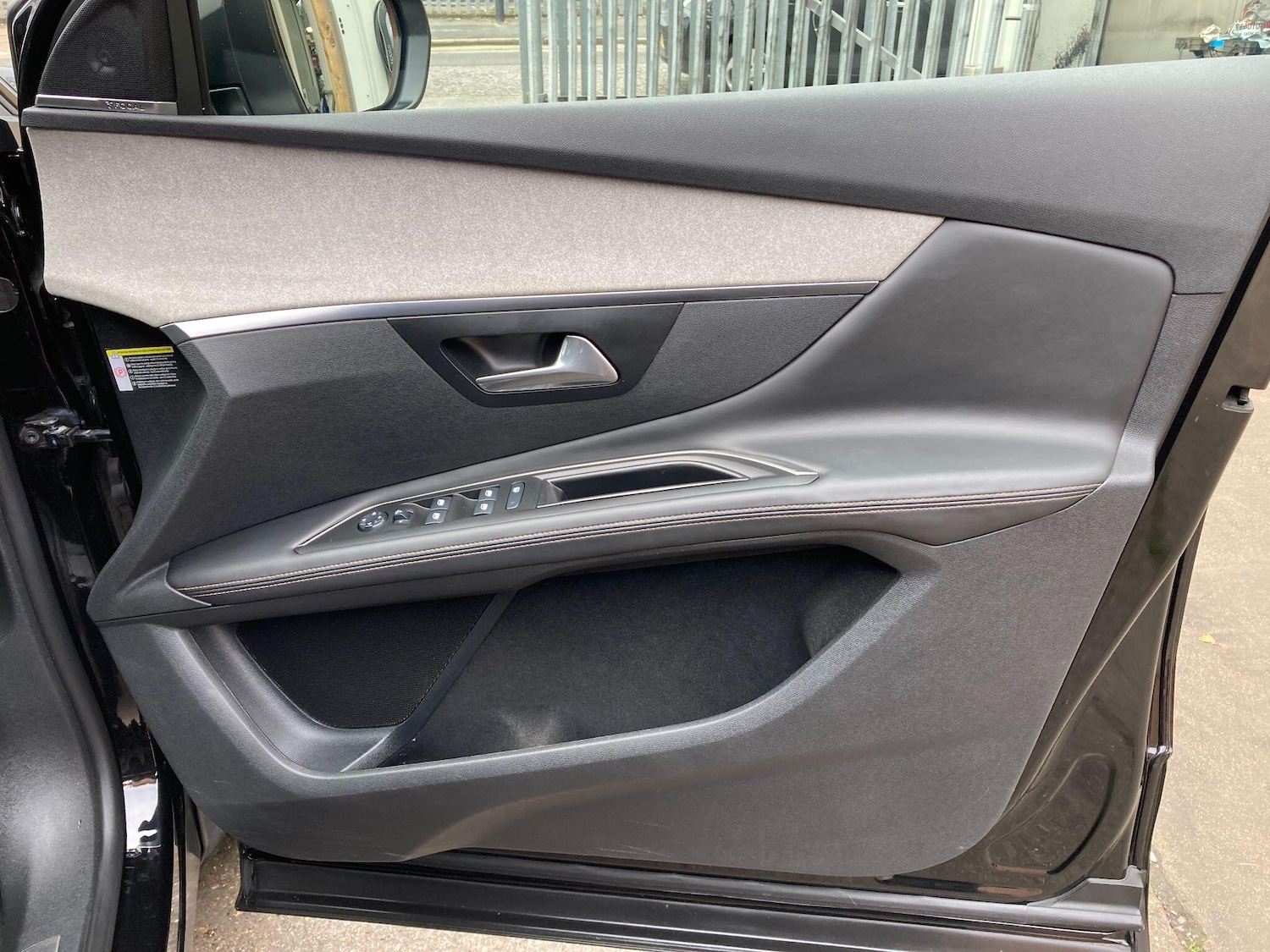 Used Peugeot 3008 2018 for sale - 76380754: Photo 49