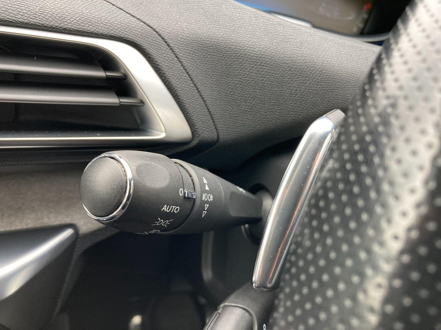 Used Peugeot 3008 2018 for sale - 76380754: Photo 61