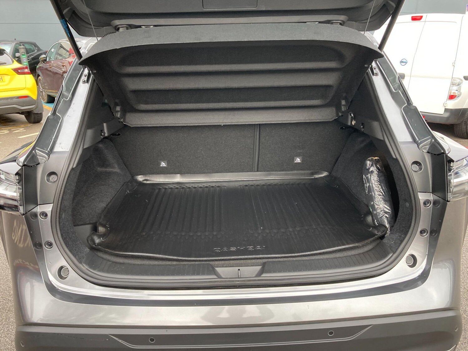 Used Nissan Qashqai for sale - 77343767: Photo 27