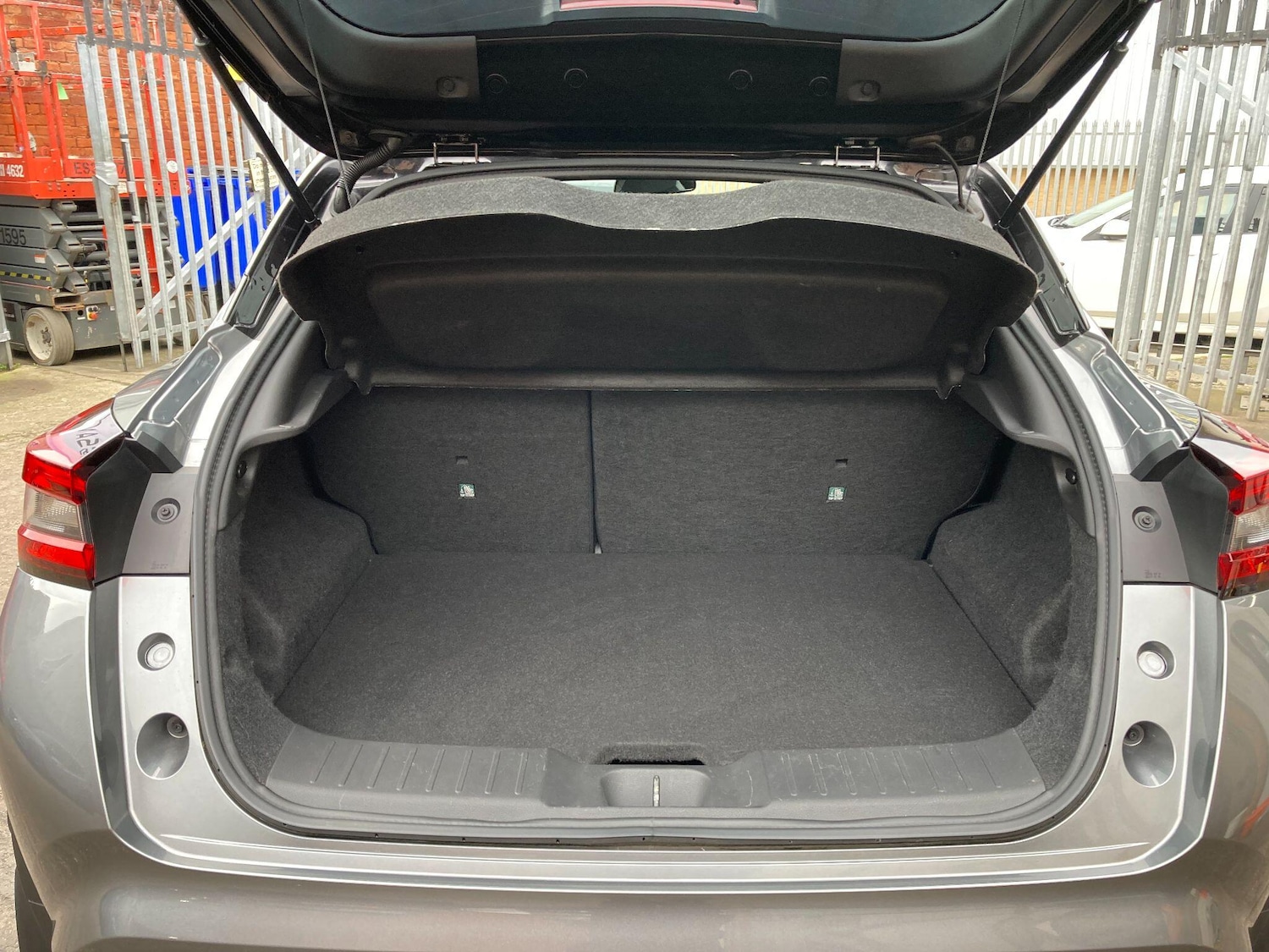 Used Nissan Juke 2022 for sale - 76538245: Photo 28