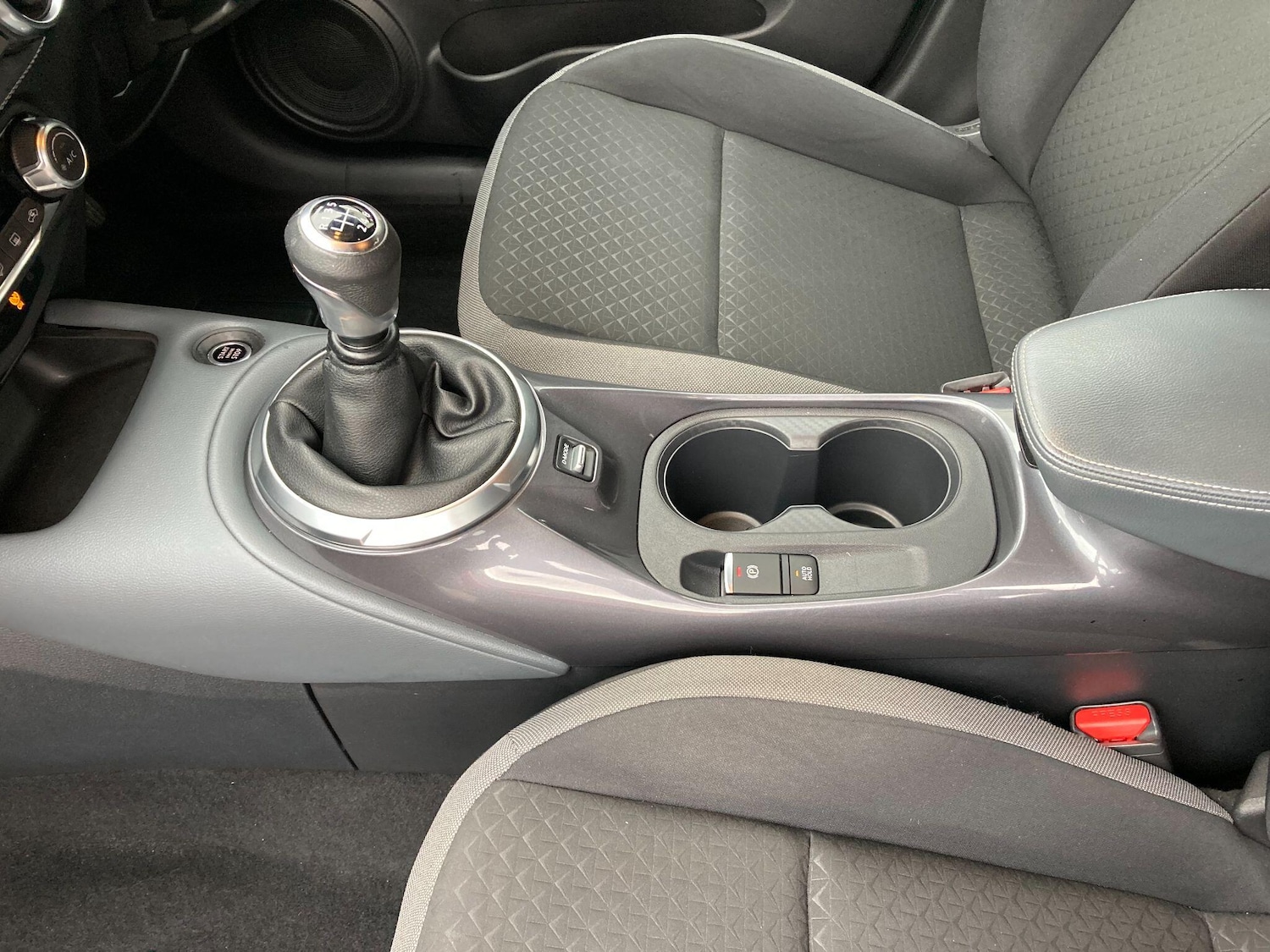 Used Nissan Juke 2022 for sale - 76538245: Photo 35