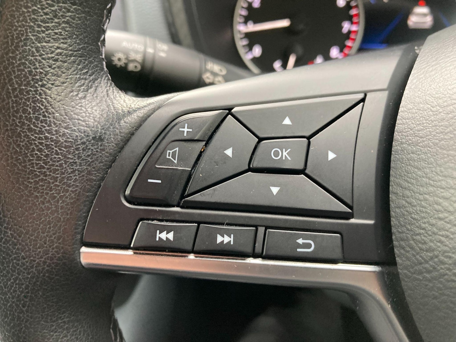 Used Nissan Juke 2022 for sale - 76538245: Photo 51