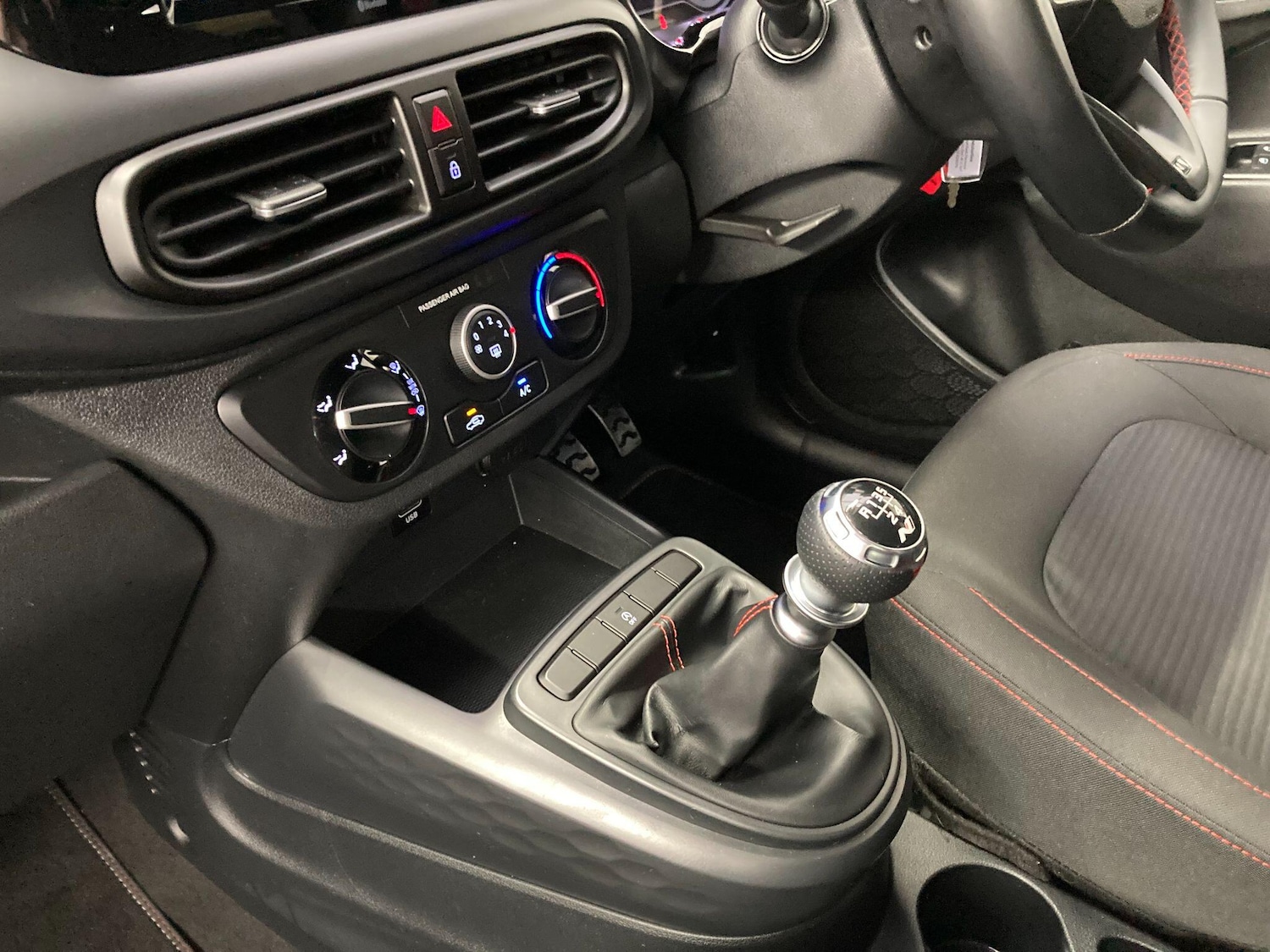 Used Hyundai i10 2021 for sale - 77291705: Photo 35