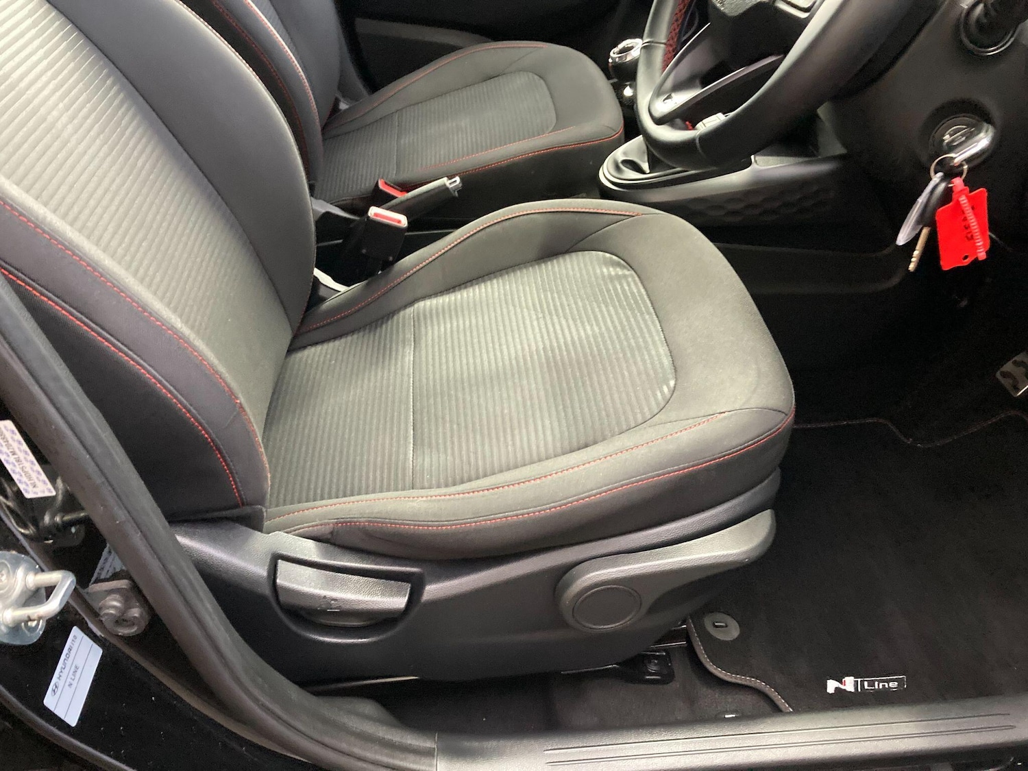 Used Hyundai i10 2021 for sale - 77291705: Photo 54