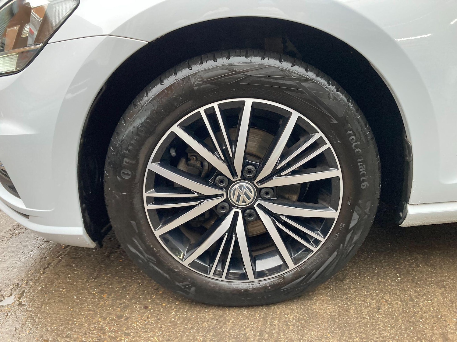 Used Volkswagen Golf 2018 for sale - 77646427: Photo 10