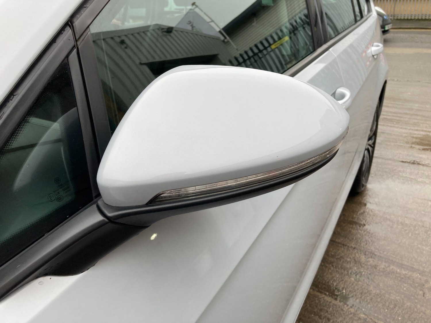 Used Volkswagen Golf 2018 for sale - 77646427: Photo 9