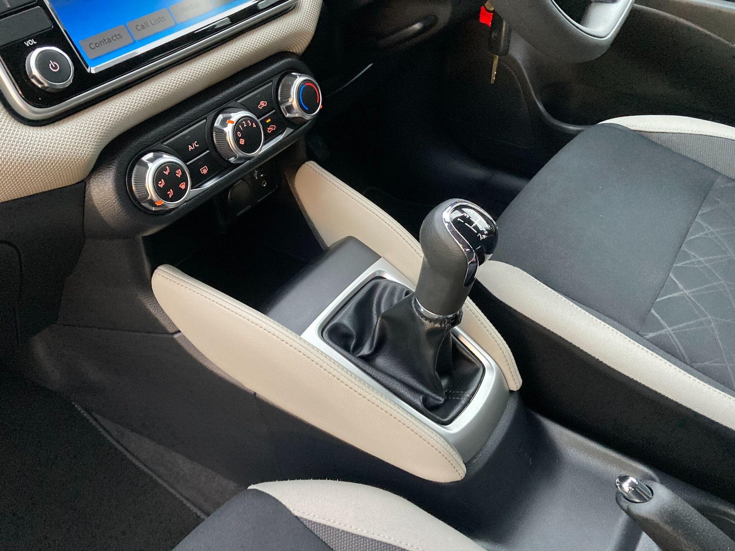 Used Nissan Micra 2017 for sale - 77396640: Photo 30