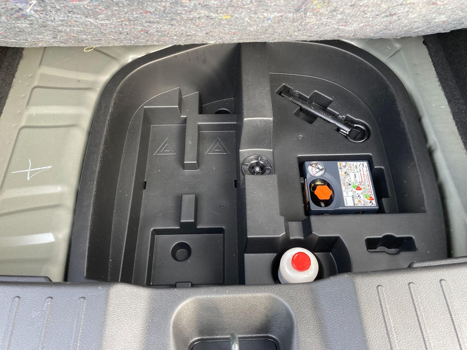 Used Nissan Juke 2024 for sale - 77156015: Photo 28