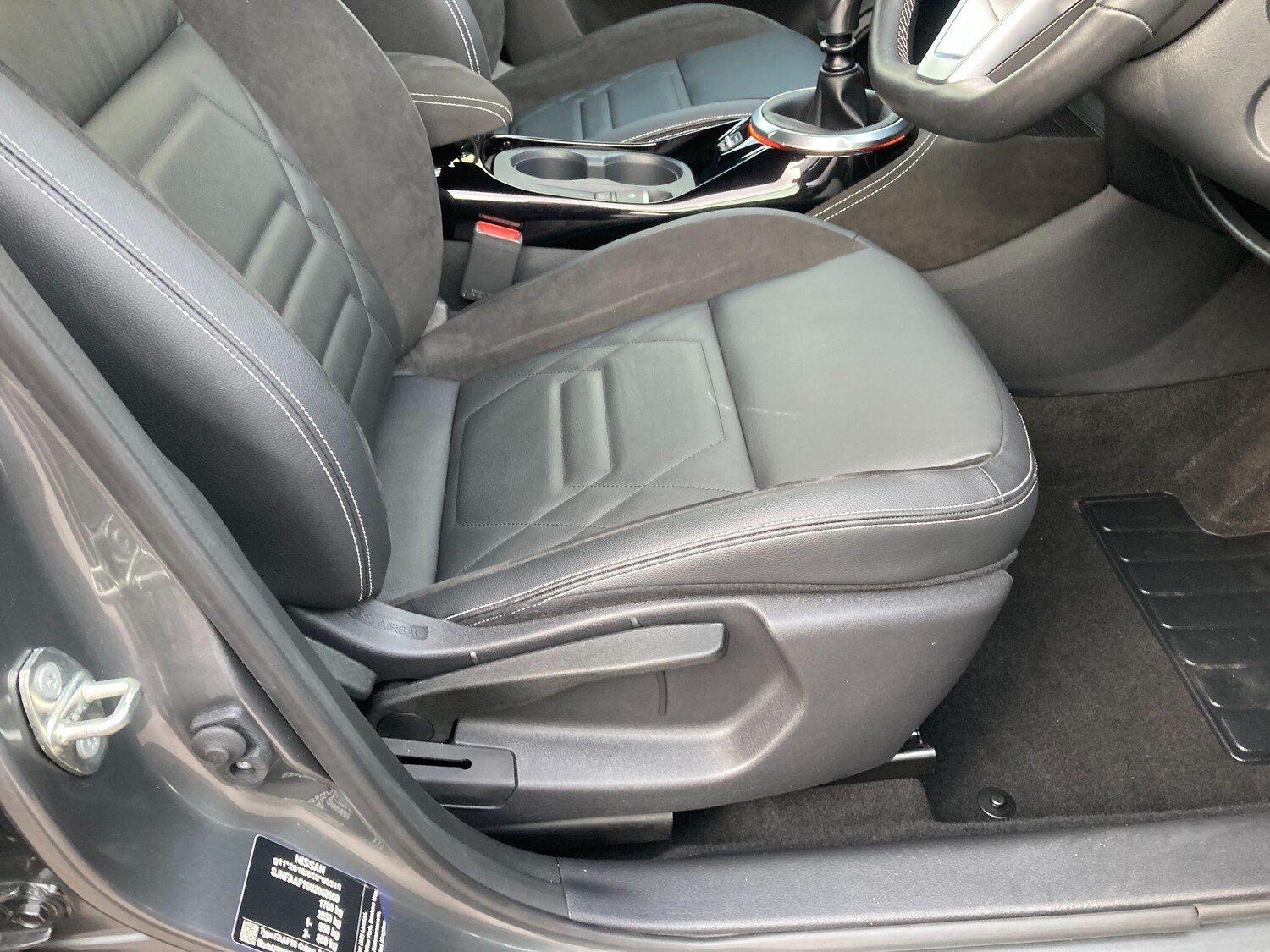 Used Nissan Juke 2024 for sale - 77156015: Photo 48