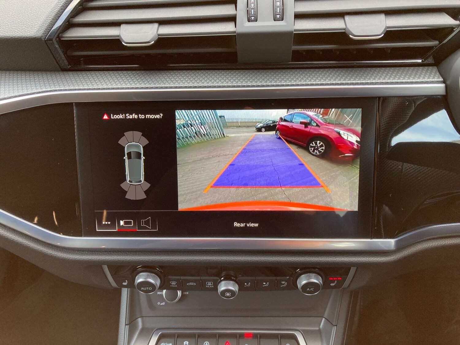 Used Audi Q3 2023 for sale - 77598190: Photo 63