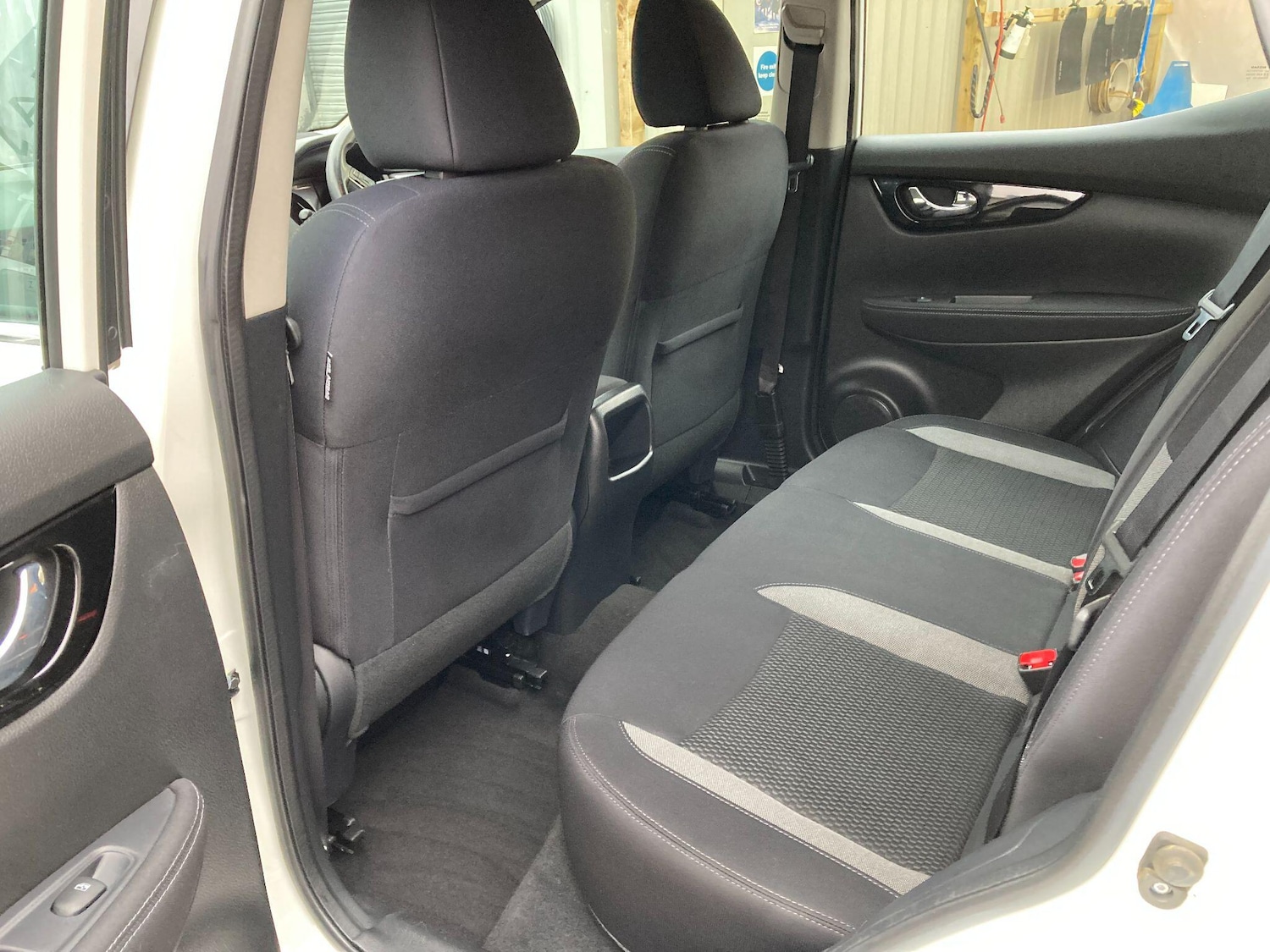 Used Nissan Qashqai for sale - 77549549: Photo 38