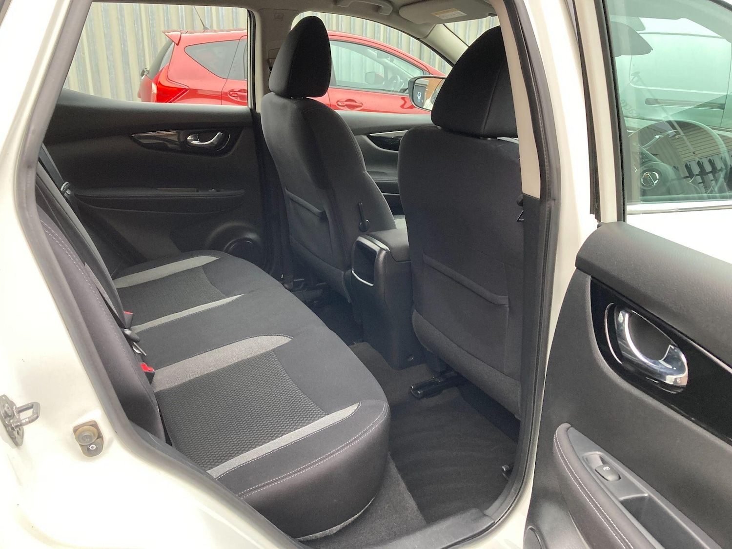 Used Nissan Qashqai for sale - 77549549: Photo 40