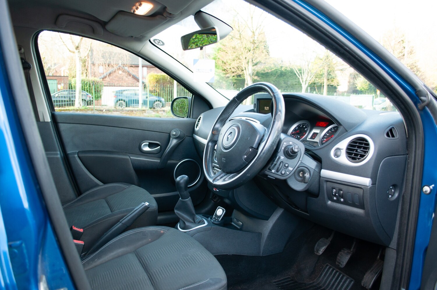 Used Renault Clio 2011 for sale - 78055853: Photo 13