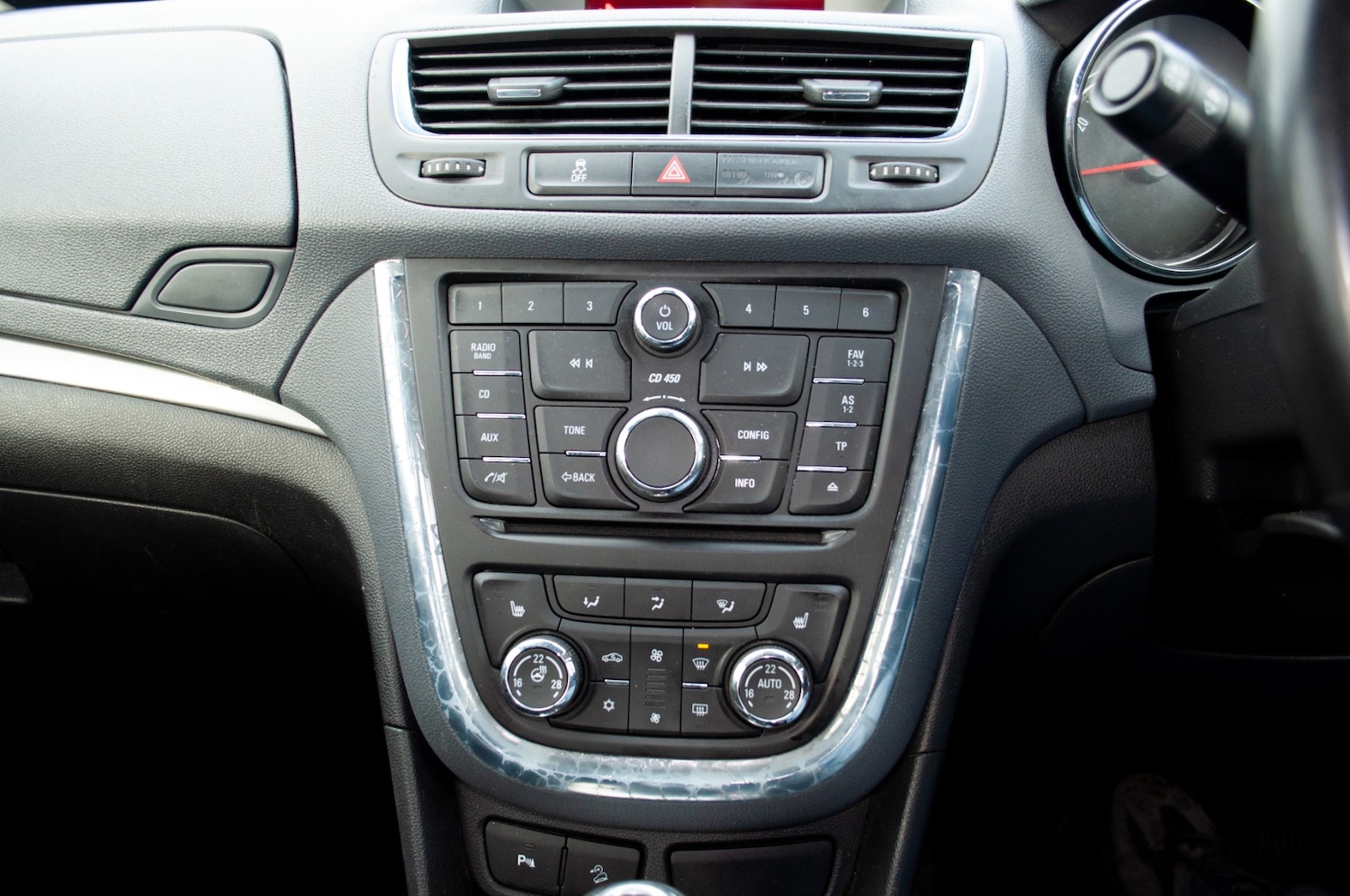 Used Vauxhall Mokka 2014 for sale - 76696600: Photo 29