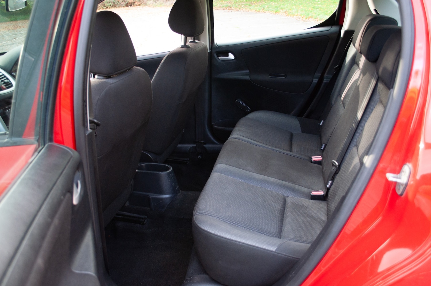 Used Peugeot 207 2012 for sale - 76696462: Photo 28