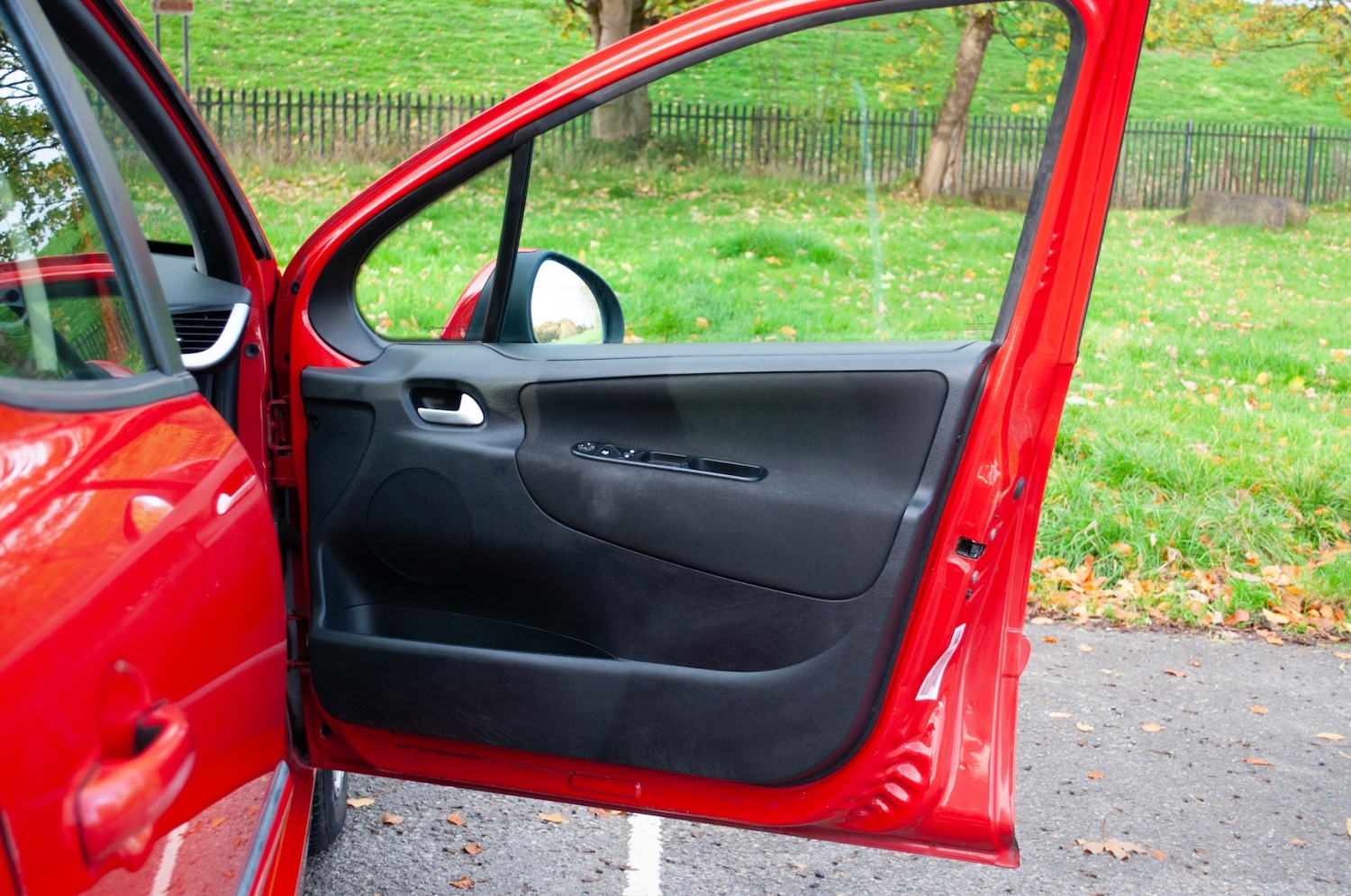 Used Peugeot 207 2012 for sale - 76696462: Photo 30