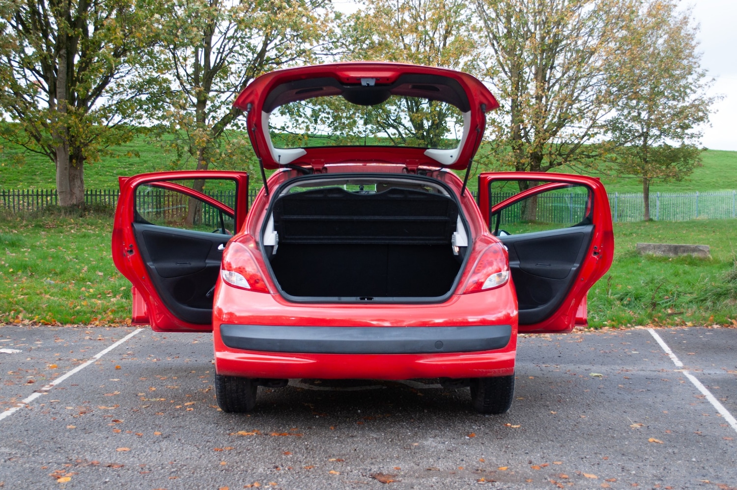 Used Peugeot 207 2012 for sale - 76696462: Photo 8