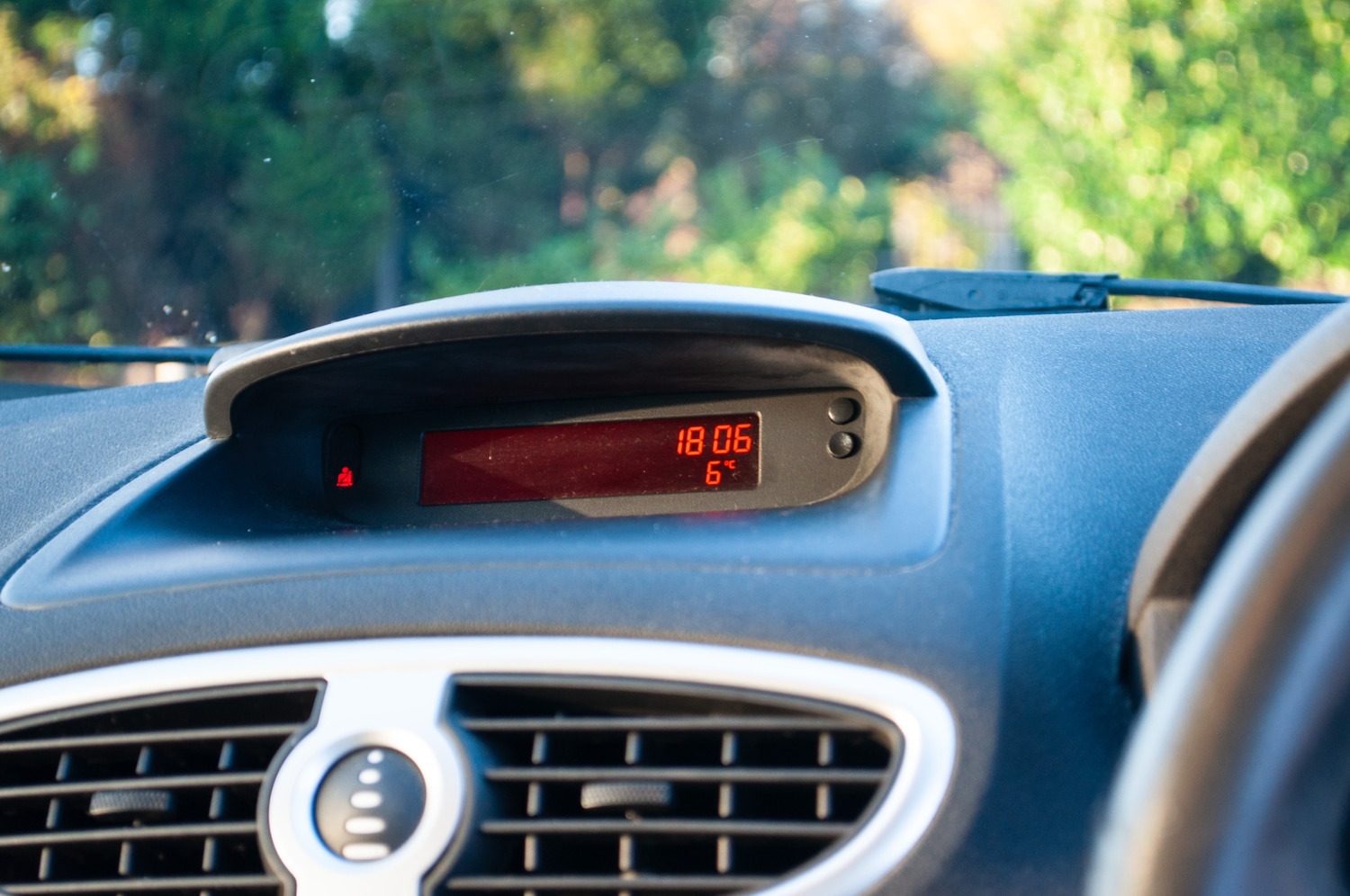 Used Renault Clio 2008 for sale - 77704196: Photo 21