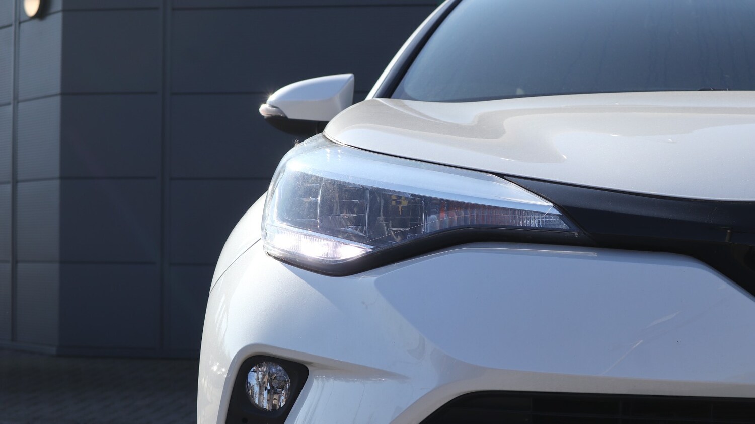 Used Toyota C-HR 2023 for sale - 77959933: Photo 15