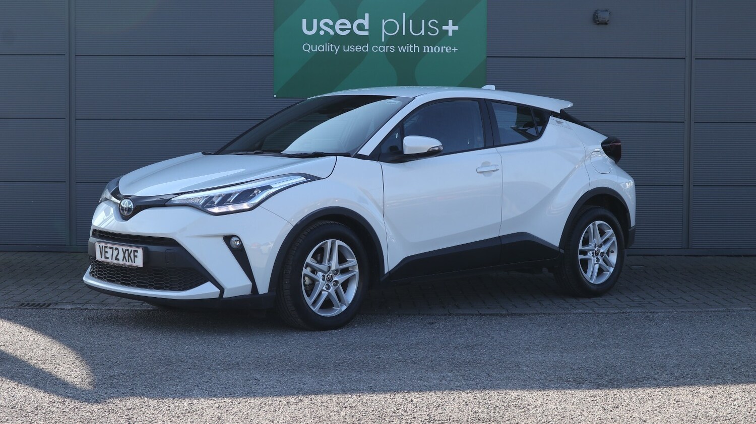 Used Toyota C-HR 2023 for sale - 77959933: Photo 3