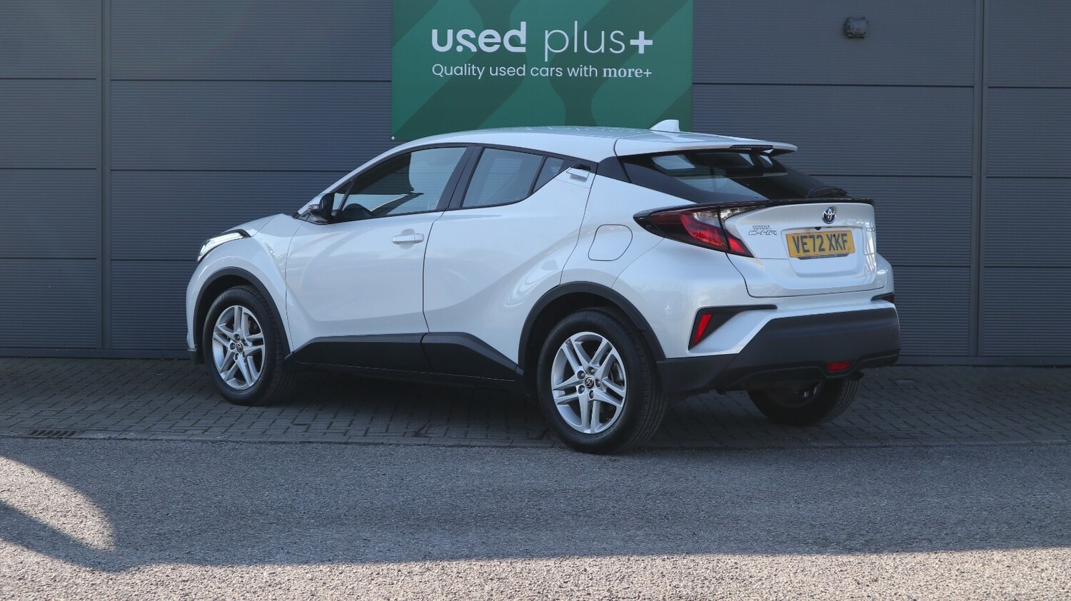 Used Toyota C-HR 2023 for sale - 77959933: Photo 5