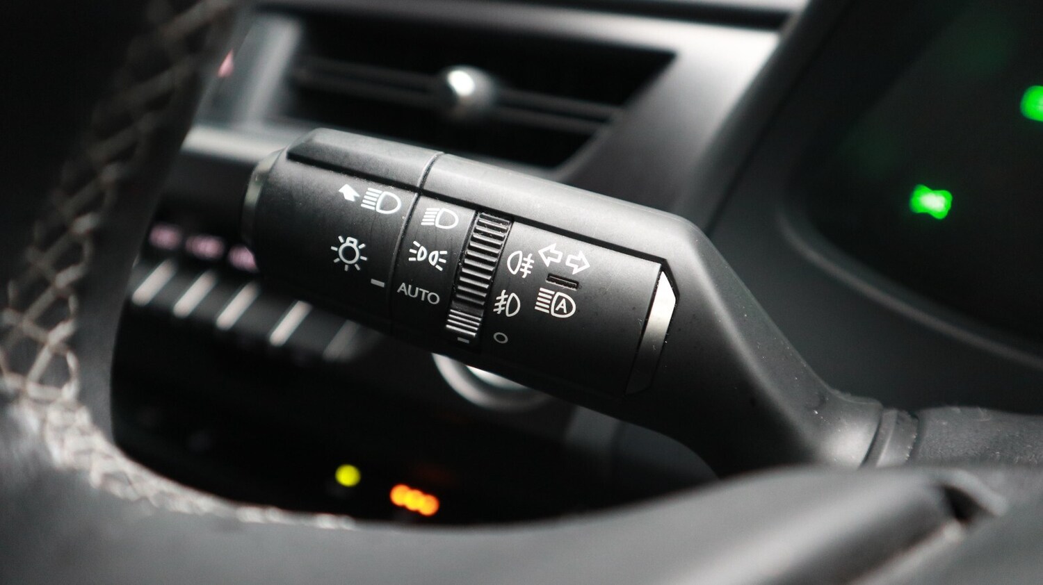 Used Lexus UX 2022 for sale - 77218779: Photo 30