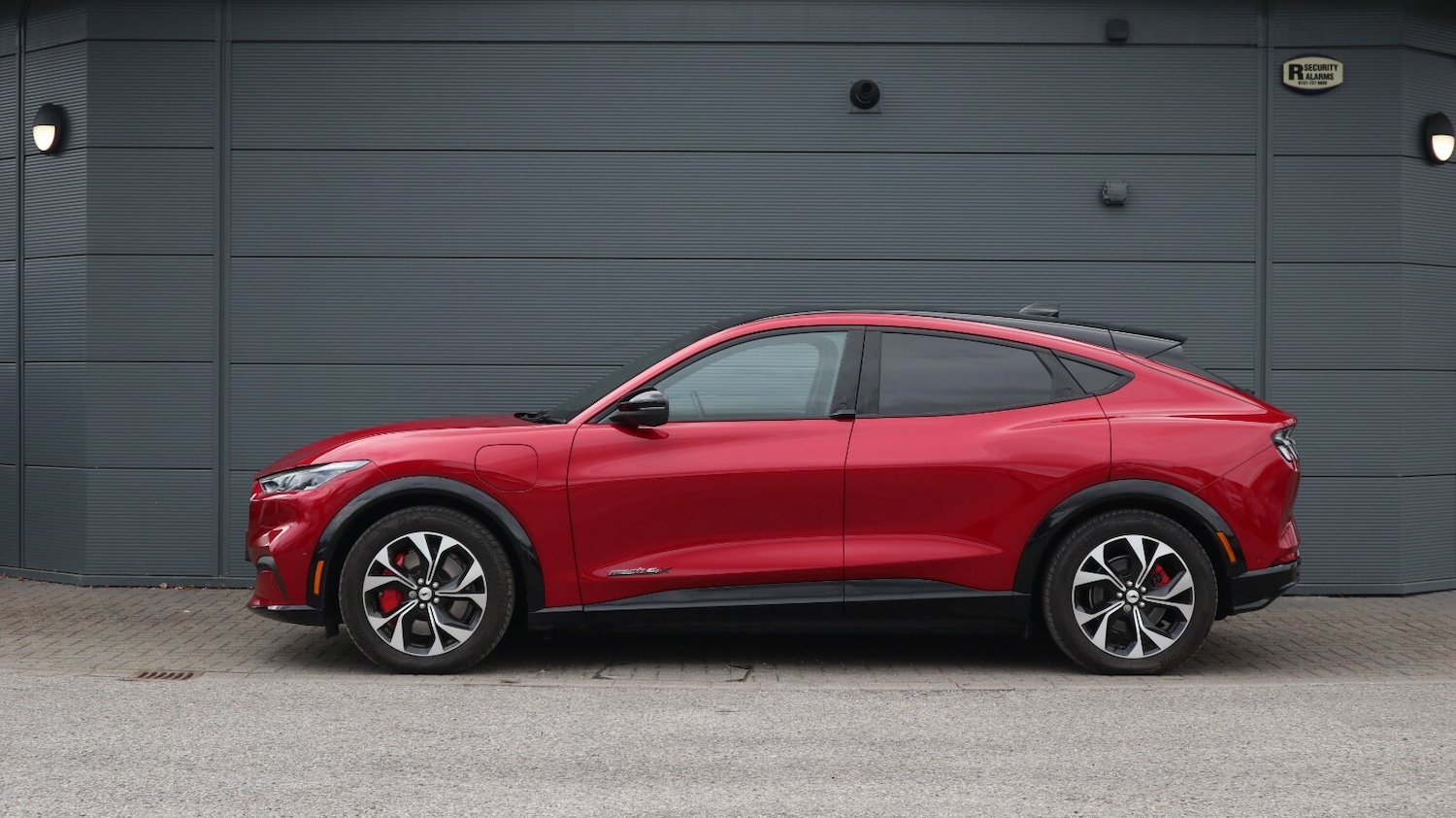 Used Ford Mustang Mach-E 2024 for sale - 76818202: Photo 4