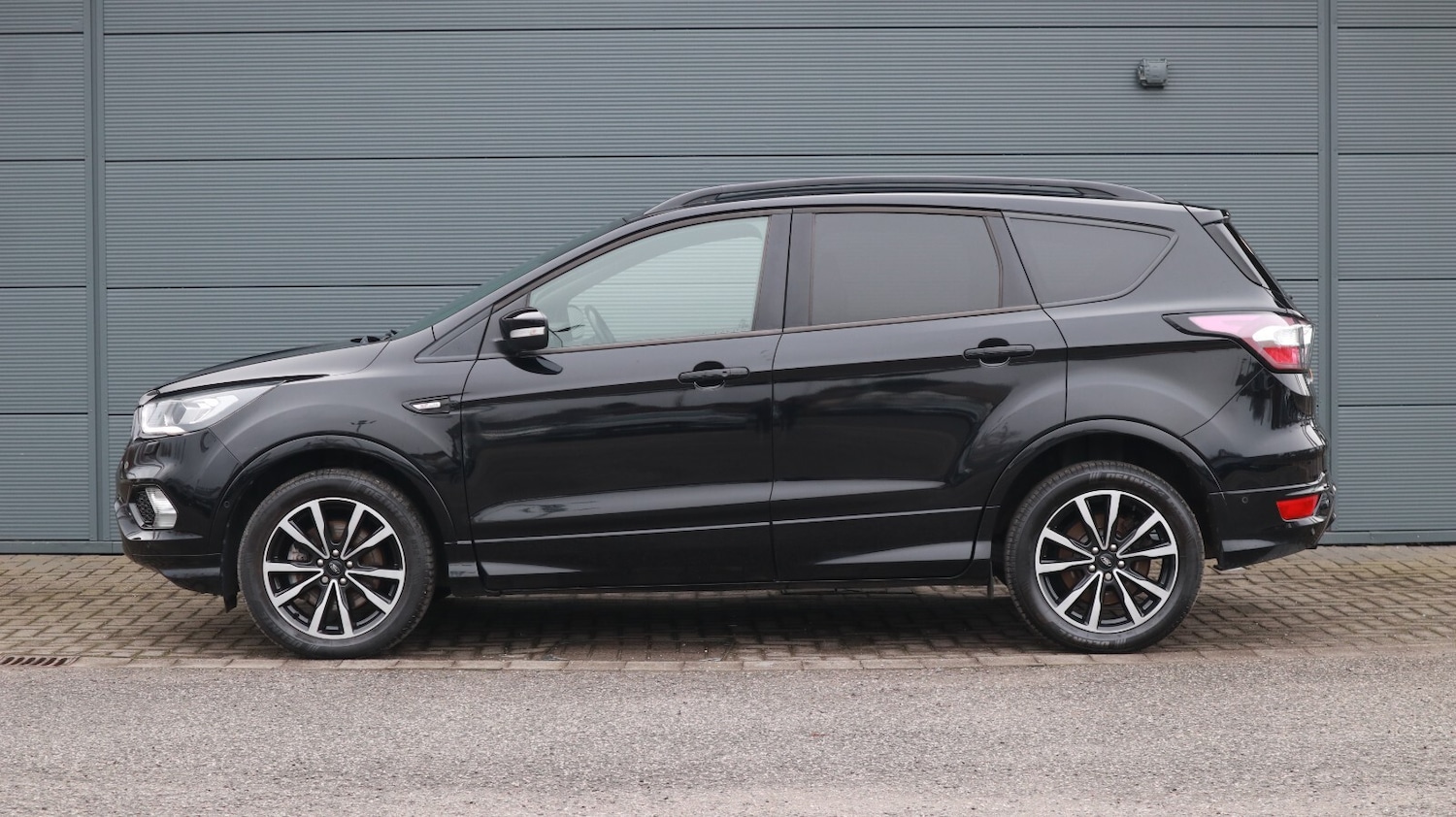 Used Ford Kuga 2019 for sale - 77247930: Photo 4