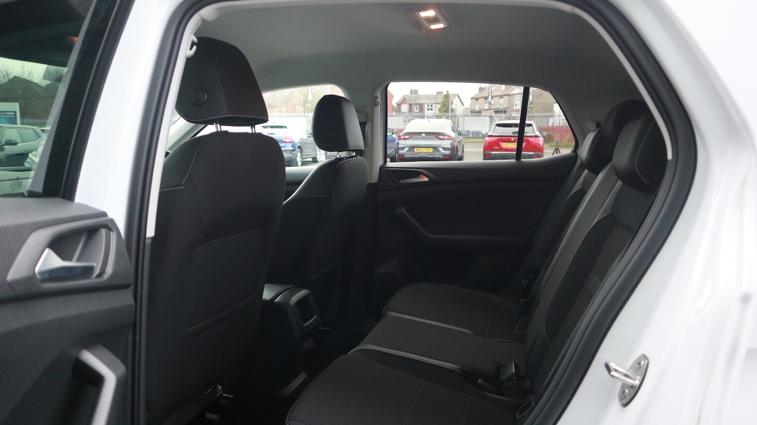 Used Volkswagen T-Cross 2023 for sale - 77225063: Photo 24