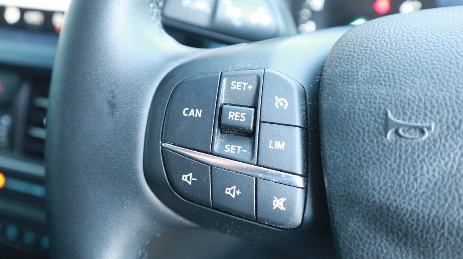 Used Ford Focus 2023 for sale - 76984188: Photo 27