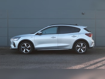 Used Ford Focus 2023 for sale - 76984188: Photo