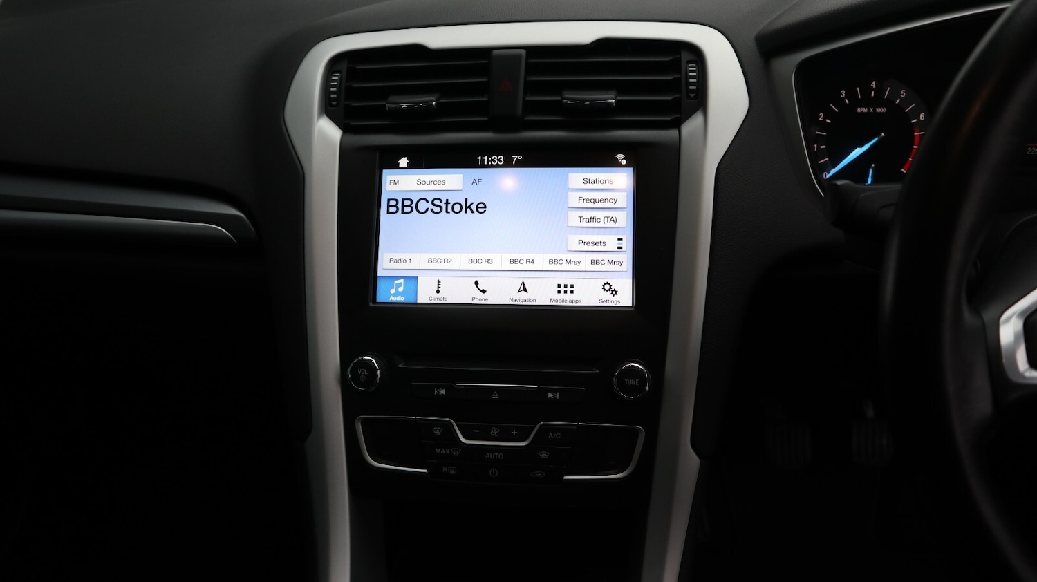 Used Ford Mondeo 2018 for sale - 76818324: Photo 30