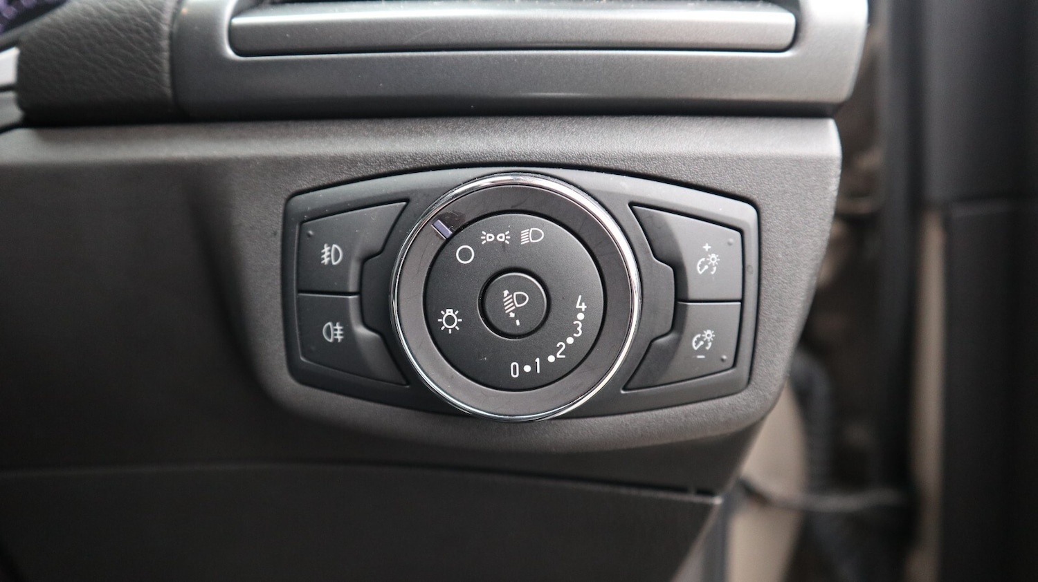 Used Ford Mondeo 2018 for sale - 76818324: Photo 32