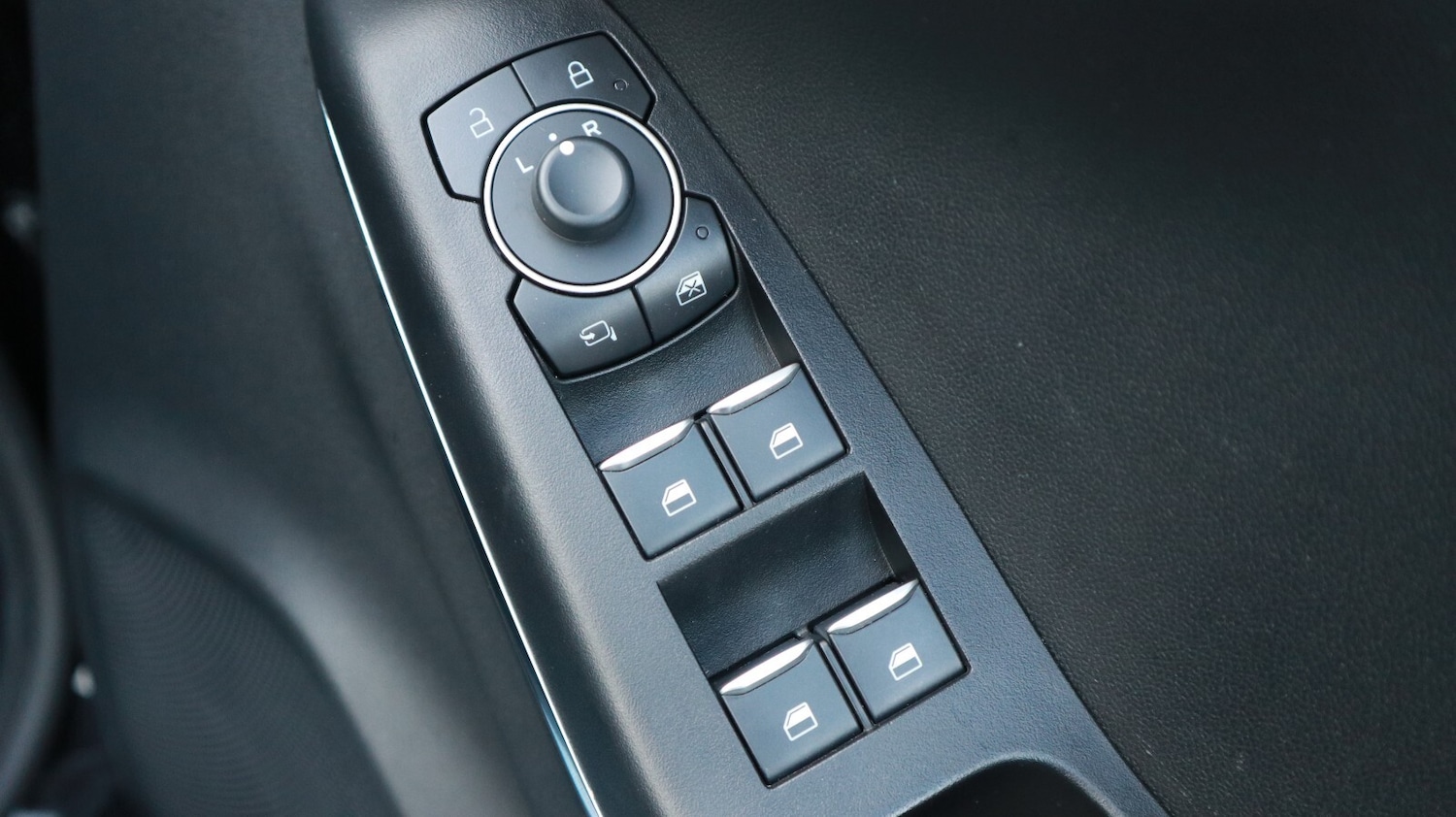 Used Ford Puma 2023 for sale - 76818330: Photo 40